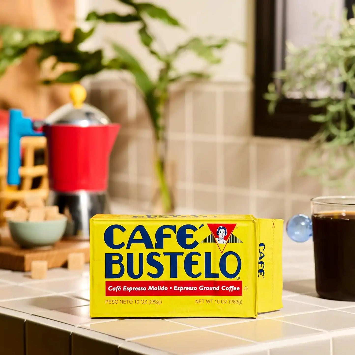 Café Bustelo, Espresso Style Dark Roast Ground Coffee, Vacuum-Packed 10 oz. Brick